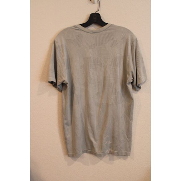 Lululemon mens light gray crewneck perforated workout short sleeve size large - Picture 3 of 7